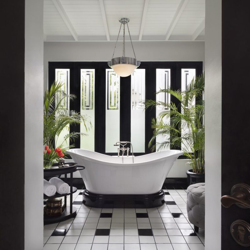 TheSiam SiamSuite Bath1 1