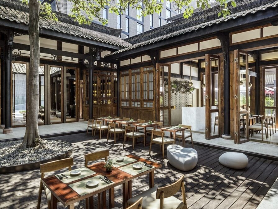 MI XUN TEAHOUSE courtyard